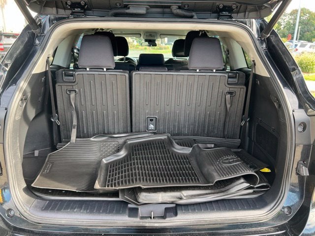 2021 Toyota Highlander LE AWD