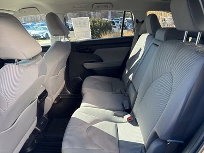 2022 Toyota Highlander LE AWD