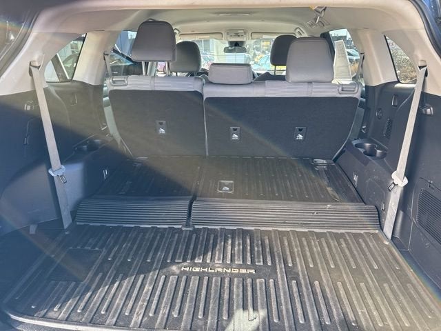 2022 Toyota Highlander LE AWD