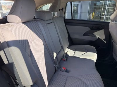 2022 Toyota Highlander LE AWD