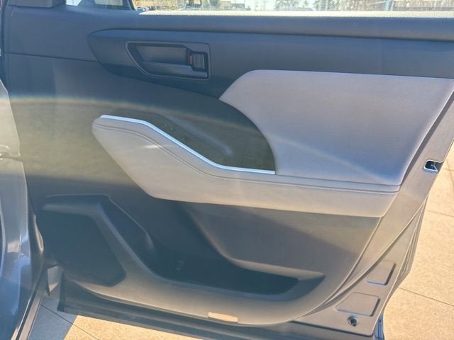 2022 Toyota Highlander LE AWD