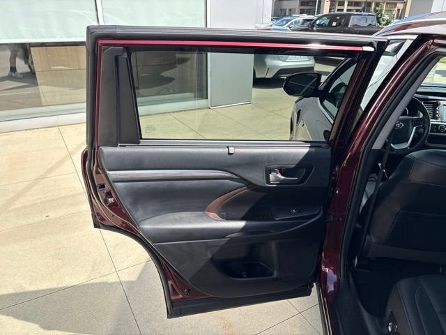 2019 Toyota Highlander Hybrid Base