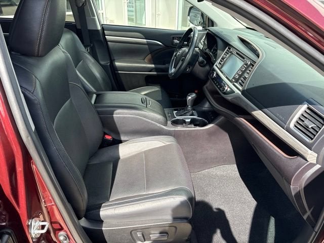 2019 Toyota Highlander Hybrid Base