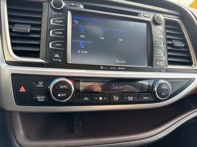 2017 Toyota Highlander Hybrid Base