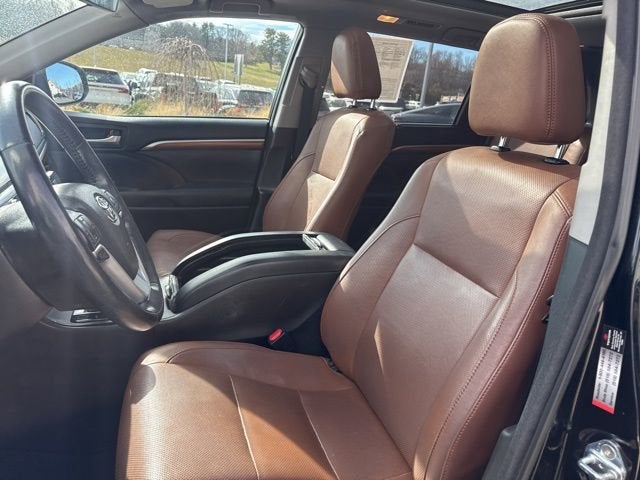 2017 Toyota Highlander Hybrid Base