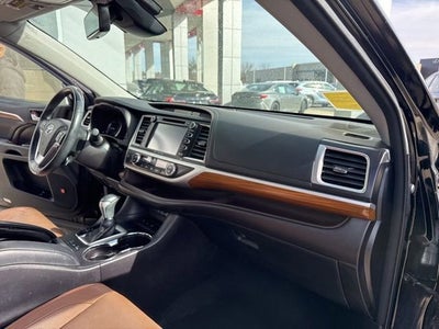 2017 Toyota Highlander Hybrid Base