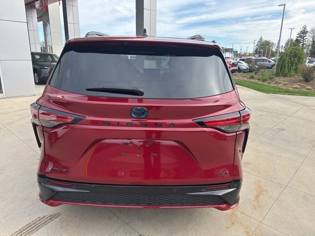 2025 Toyota Sienna XSE AWD 7-Passenger