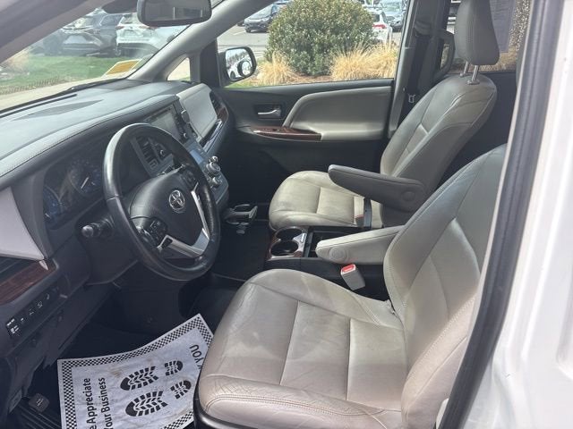 2019 Toyota Sienna Limited Premium AWD 7-Passenger