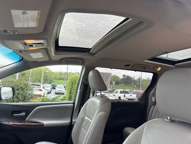 2017 Toyota Sienna Limited AWD 7-Passenger