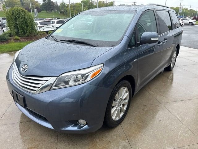 2017 Toyota Sienna Limited AWD 7-Passenger