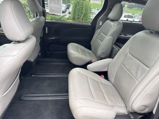 2017 Toyota Sienna Limited AWD 7-Passenger