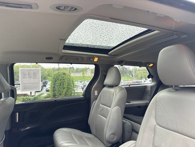 2017 Toyota Sienna Limited AWD 7-Passenger