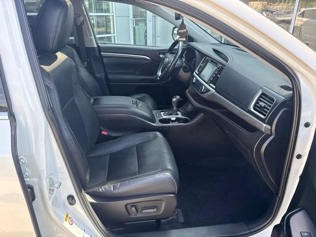 2019 Toyota Highlander Limited Platinum V6 AWD