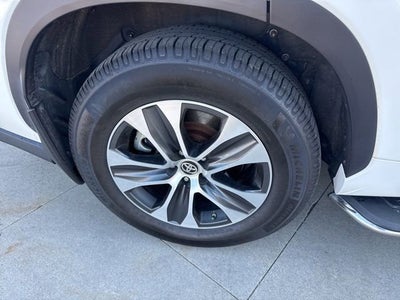 2021 Toyota Highlander XLE AWD