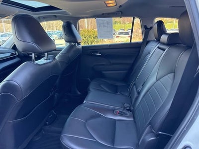 2021 Toyota Highlander XLE AWD