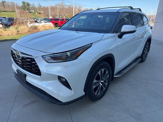 2021 Toyota Highlander XLE AWD