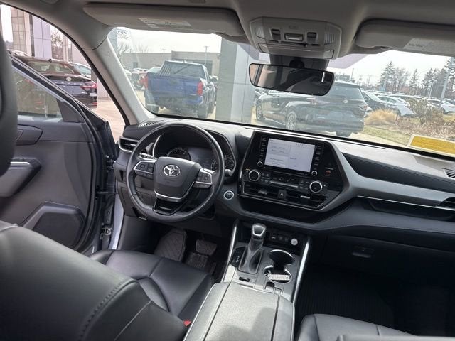 2021 Toyota Highlander XLE AWD