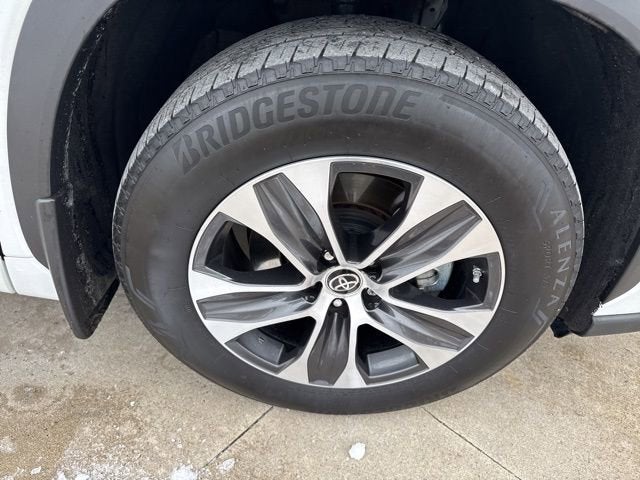 2022 Toyota Highlander XLE AWD