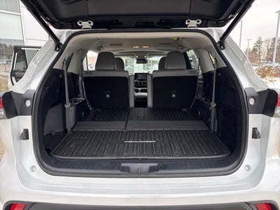 2022 Toyota Highlander XLE AWD