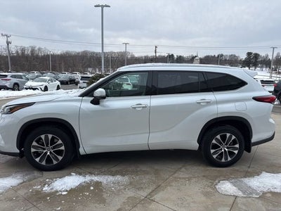 2022 Toyota Highlander XLE AWD