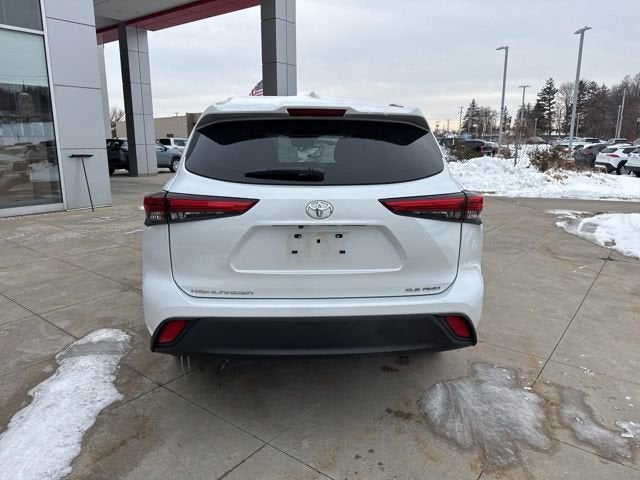 2022 Toyota Highlander XLE AWD