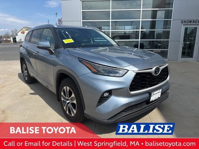 2022 Toyota Highlander XLE AWD