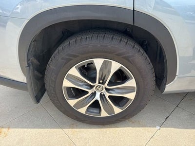 2022 Toyota Highlander XLE AWD