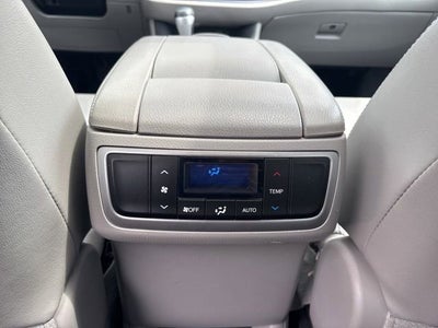 2016 Toyota Highlander AWD 4dr V6 XLE