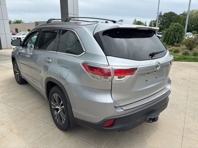 2016 Toyota Highlander AWD 4dr V6 XLE