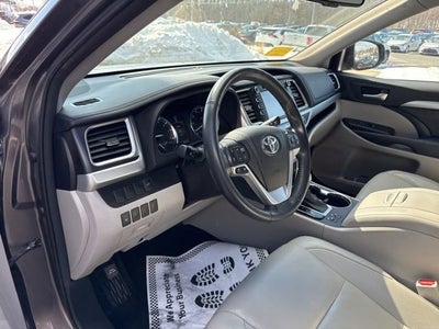 2015 Toyota Highlander AWD 4dr V6 XLE