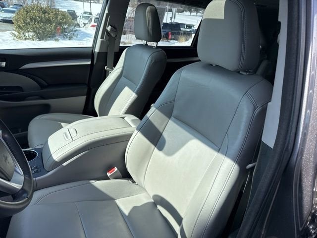 2015 Toyota Highlander AWD 4dr V6 XLE