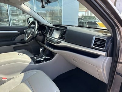 2015 Toyota Highlander AWD 4dr V6 XLE