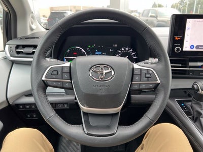 2025 Toyota Sienna XLE AWD 7-Passenger