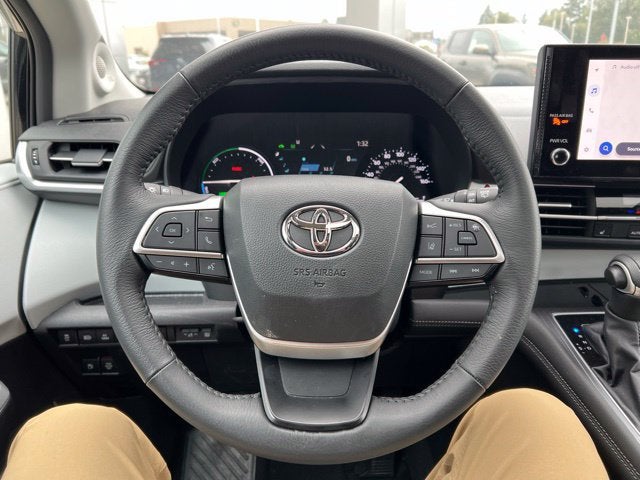 2025 Toyota Sienna XLE AWD 7-Passenger