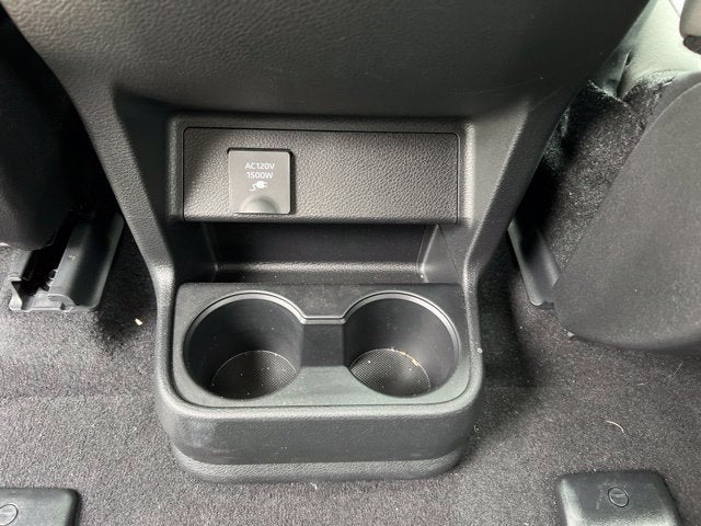 2025 Toyota Sienna XLE AWD 7-Passenger