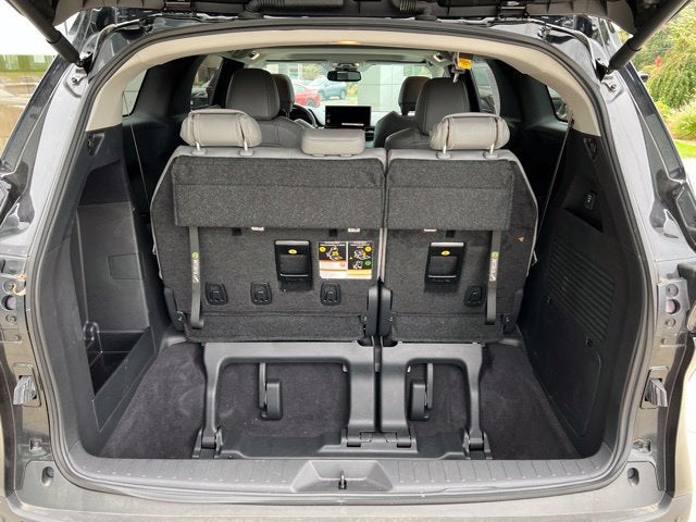 2025 Toyota Sienna XLE AWD 7-Passenger