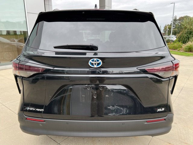 2025 Toyota Sienna XLE AWD 7-Passenger