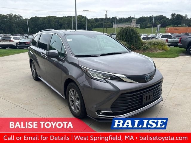 2023 Toyota Sienna XLE AWD 7-Passenger