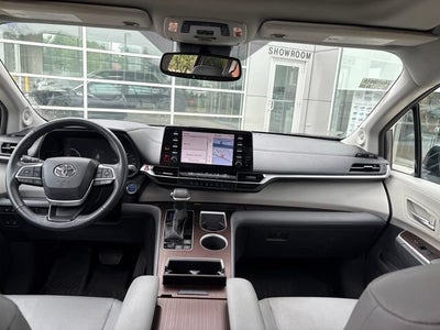 2023 Toyota Sienna XLE AWD 7-Passenger