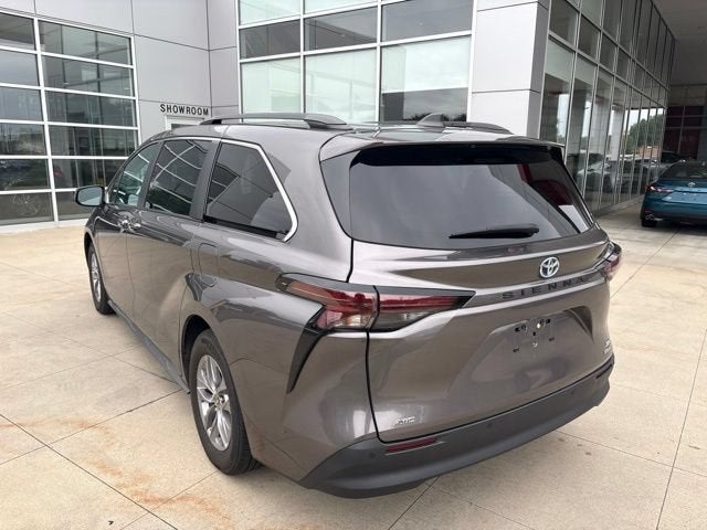 2023 Toyota Sienna XLE AWD 7-Passenger