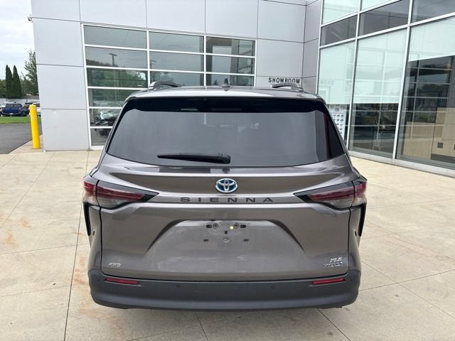2023 Toyota Sienna XLE AWD 7-Passenger