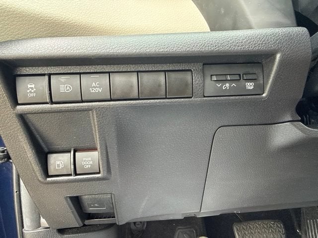 2024 Toyota Sienna XLE AWD 7-Passenger