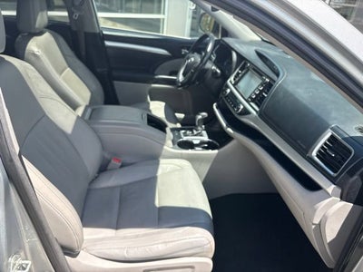 2018 Toyota Highlander XLE V6 AWD