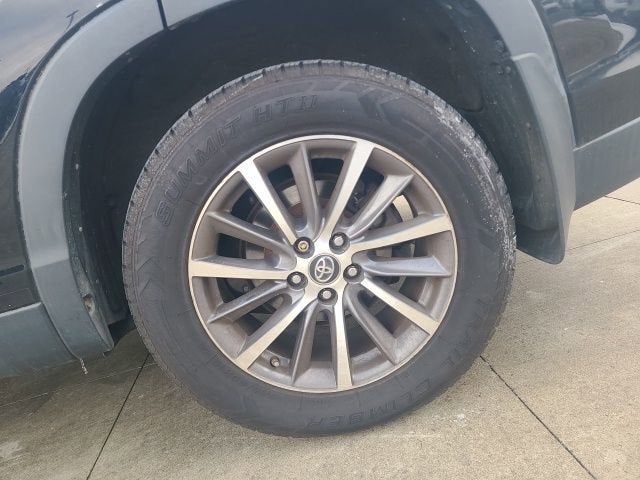 2019 Toyota Highlander XLE V6 AWD