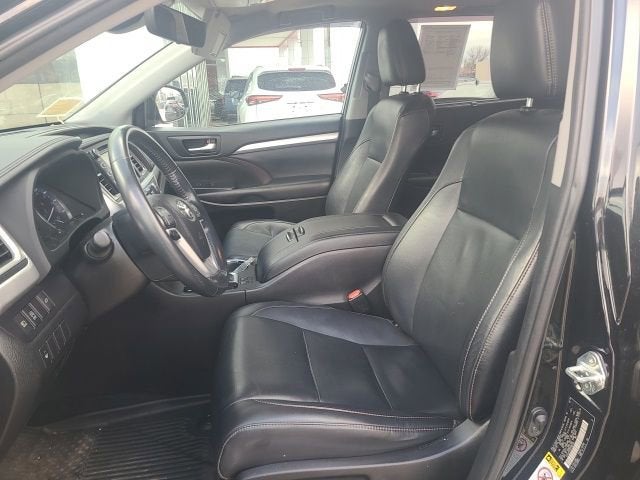 2019 Toyota Highlander XLE V6 AWD