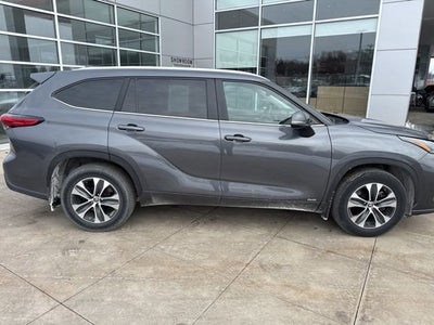 2023 Toyota Highlander Hybrid Base