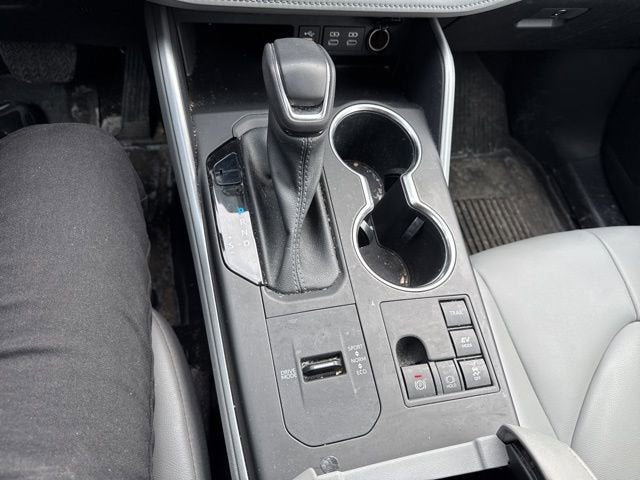 2023 Toyota Highlander Hybrid Base