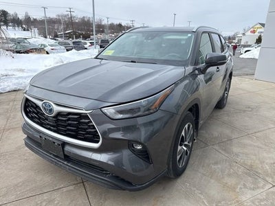 2023 Toyota Highlander Hybrid Base
