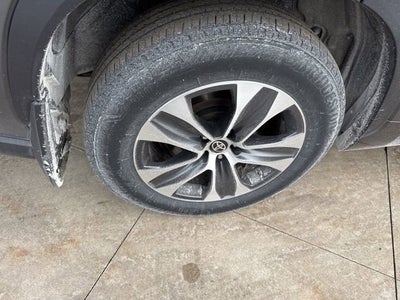 2023 Toyota Highlander Hybrid Base