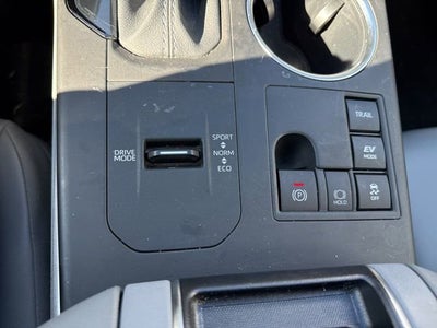 2025 Toyota Highlander Hybrid Base